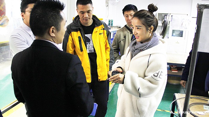 点点taptap手机官网密封件生产车间现场