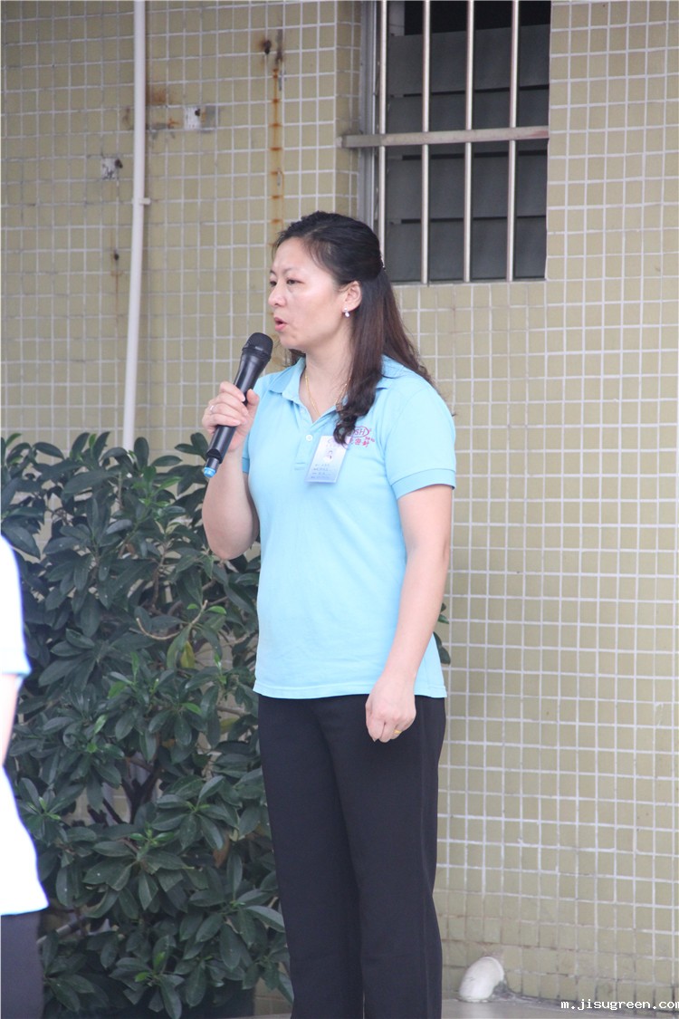 胡金花用自己的行动证明了，她在这次培训中所学习到内容，更传递了“爱”的精神理念。