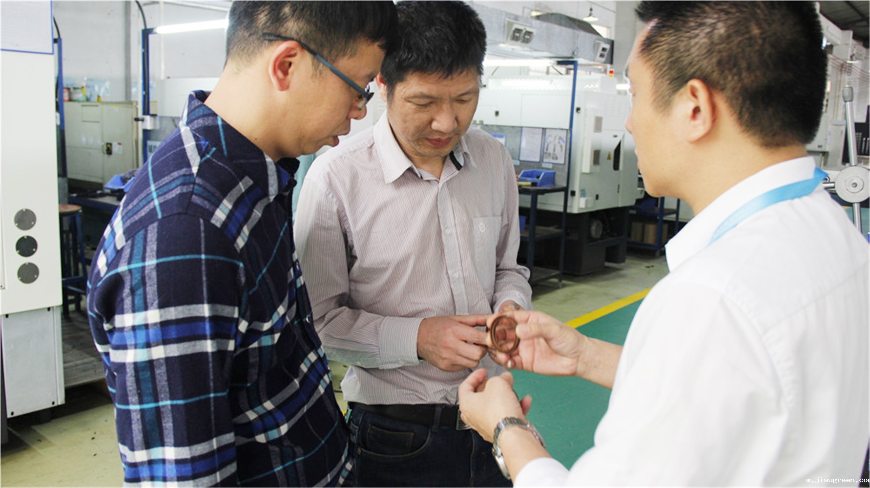 点点taptap手机官网密封件公司的密封件生产车间