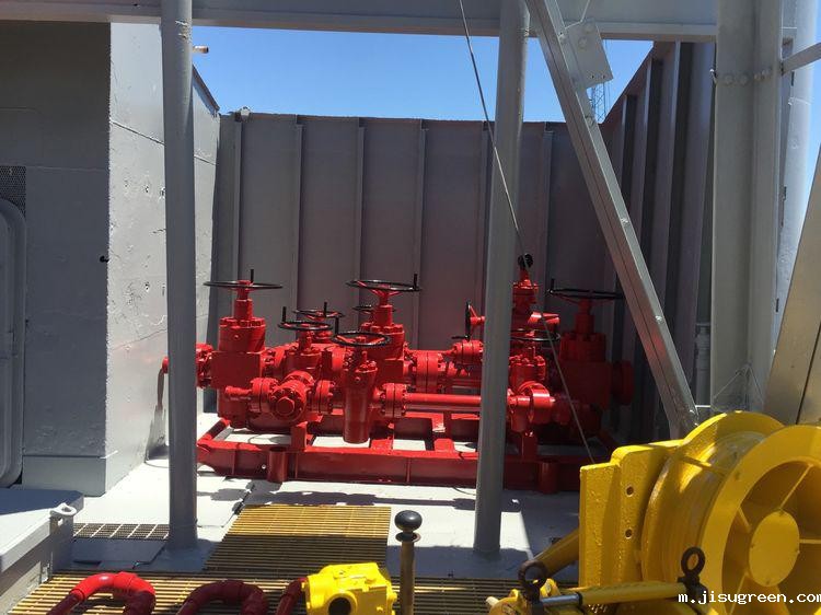 釆油勘探平台专用的：输油管道和阀门系统