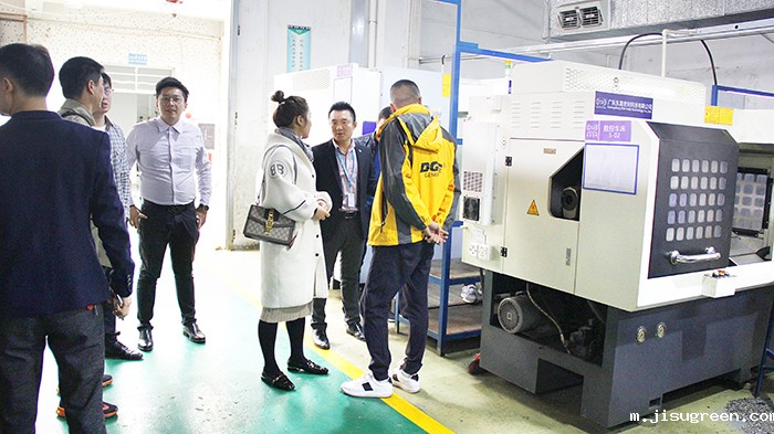 点点taptap手机官网密封件生产车间现场