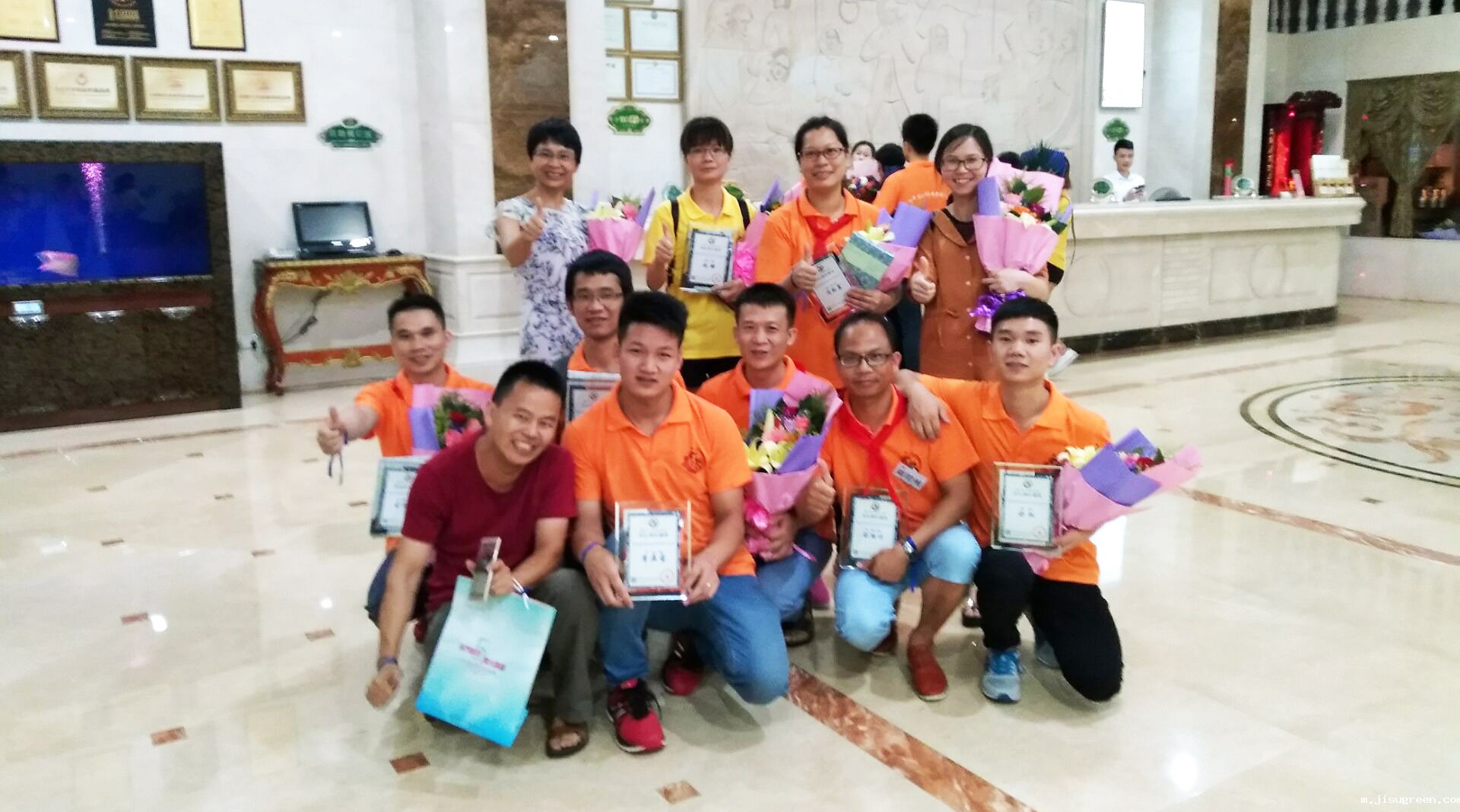 高效执行管理团队点点taptap手机官网人合照